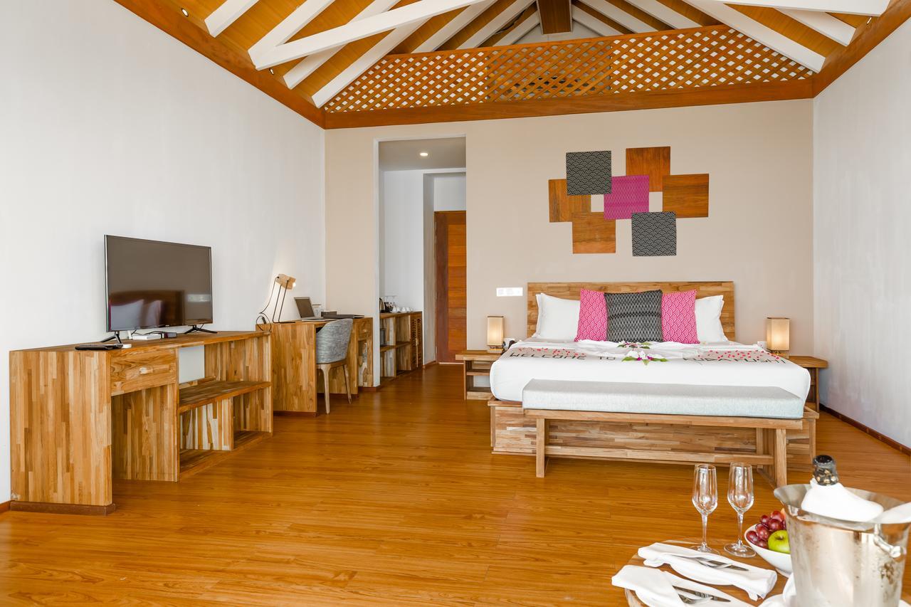 Kudafushi Resort & Spa Meedhoo  Exterior photo