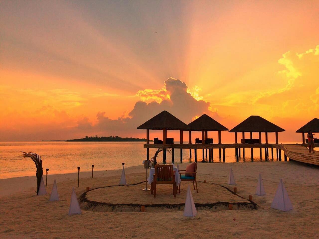 Kudafushi Resort & Spa Meedhoo  Exterior photo